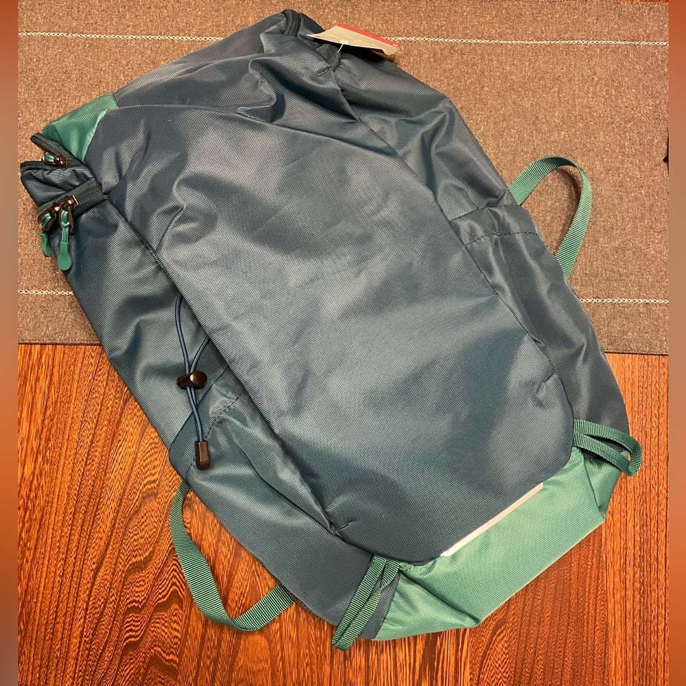 Embark Daypack 20.5" Backpack Turquoise Blue NEW